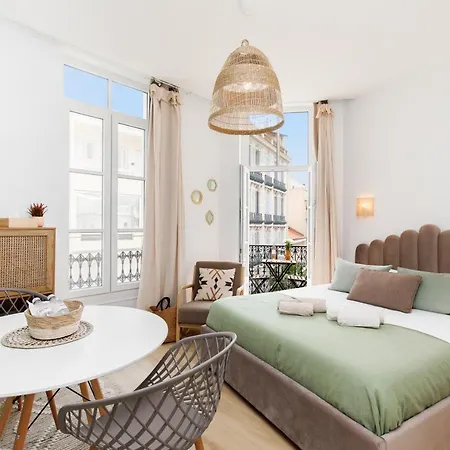 Comfortable W Balcony Center Tgv * 칸느