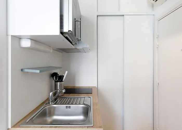 Comfortable W Balcony Center Tgv Cannes