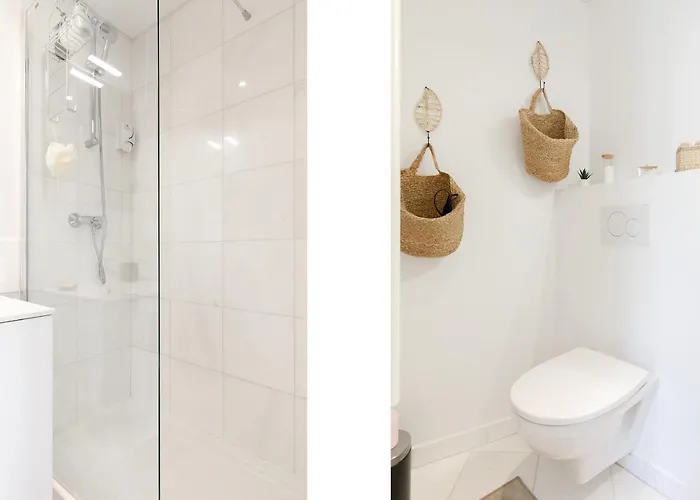 Comfortable W Balcony Center Tgv Apartamento *