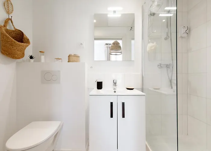 Apartamento Comfortable W Balcony Center Tgv *