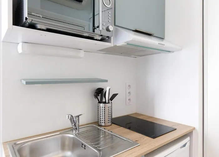 Apartamento Comfortable W Balcony Center Tgv