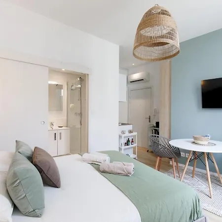 Comfortable W Balcony Center Tgv Apartmán Cannes